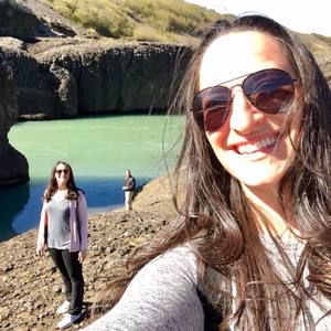 Meet your Posher, Elyse